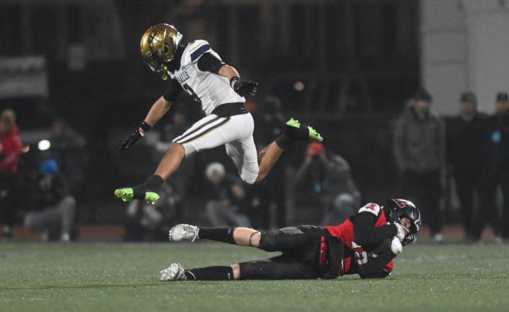 Pennsylvania high school football scores from Friday, Nov. 21