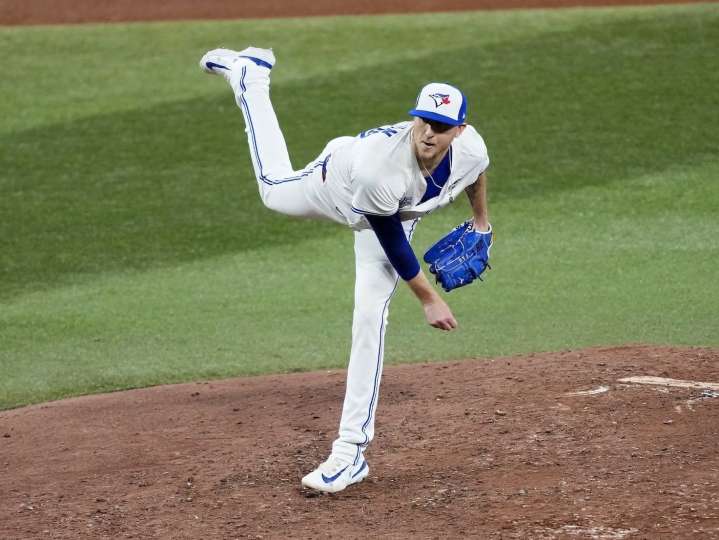 'I cost everybody in here a World Series ring' Blue Jays Hoffman says
