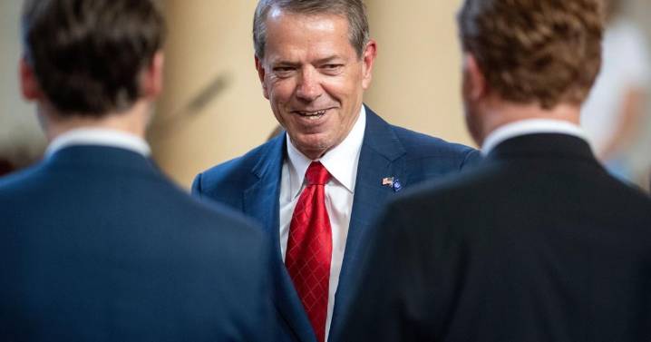 Nebraska convierte prisión estatal en centro de detención de inmigrantes