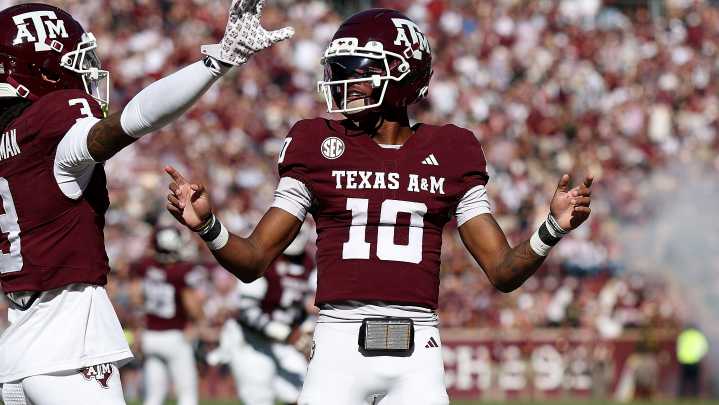 How to watch, stream NCAA college football on Friday with Sling