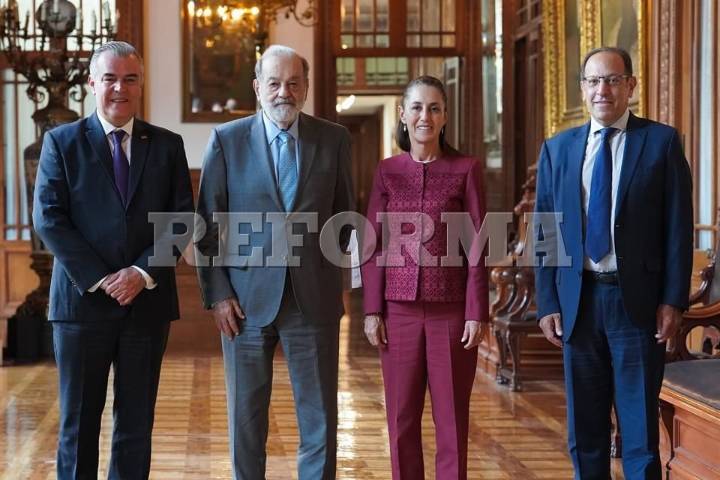 Dialoga CSP sobre expectativa económica con Slim y CCE