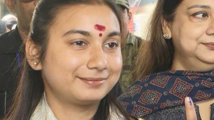 Ink on both fingers of LJP (RV) MP Shambhavi; Patna District Administration says ‘mistakenly applied’