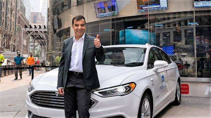 Waymo es pionera en lanzar robotaxis sin conductor en autopistas de EE.UU.