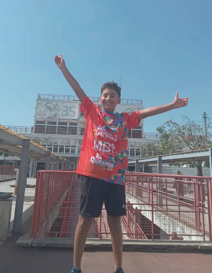 Gonzalo, el niño jardinense que superó una cardiopatía y hoy es feliz jugando al fútbol