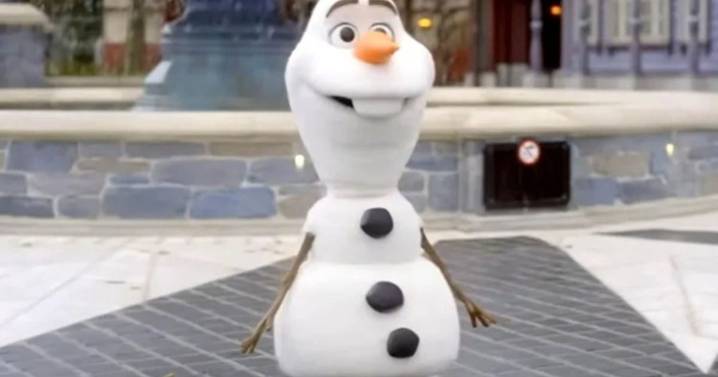 ¡Olaf cobra vida! Disney revela su robot más avanzado en París, que camina solo