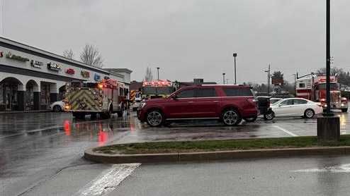 Walnut Hollow plaza in Murrysville evacuated after gas smell