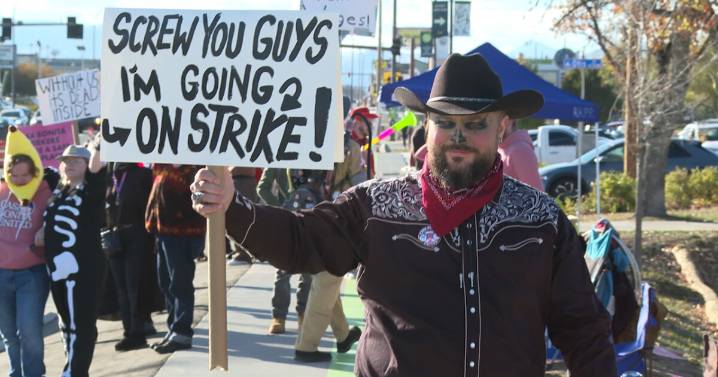 Striking Casa Bonita performers hit the picket line on Halloween