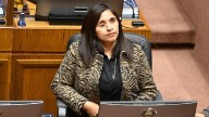 Senadora Campillai responde a dichos de Kaiser: "Los responsables deben estar en la cárcel y los negacionistas lejos de La Moneda"