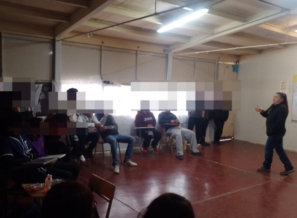 Imparten plática sobre adicciones a estudiantes del CEBBAN, en Anáhuac