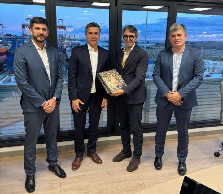 En Barcelona, Chaco afianza vínculos para transformar los puertos y ampliar las exportaciones