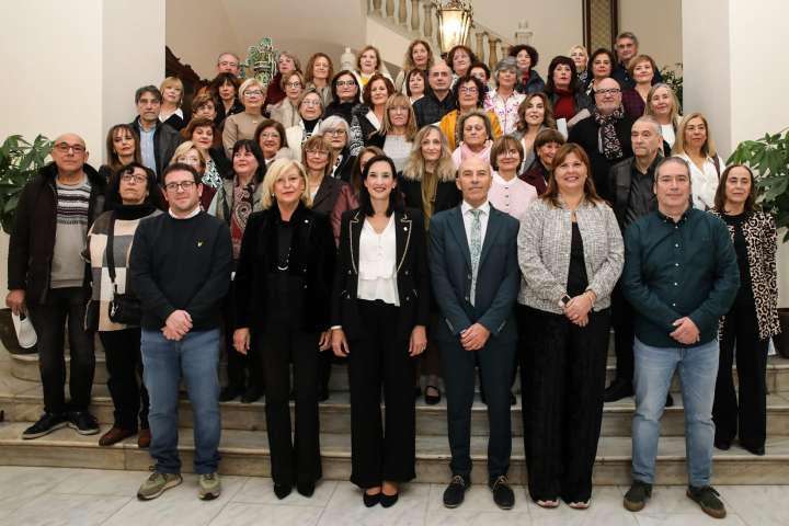 Castellón reconoce la labor de cincuenta maestros tras su jubilación