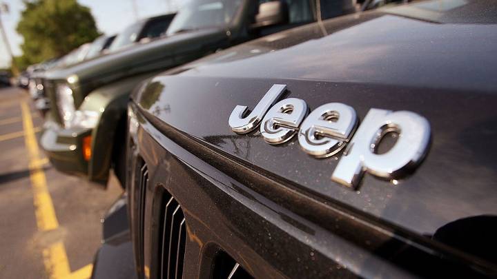 Over 300K Jeeps recalled because of fire risk; owners urged to park outside