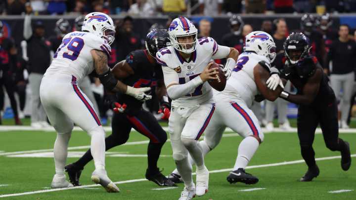 Bills at Texans odds, picks and predictions