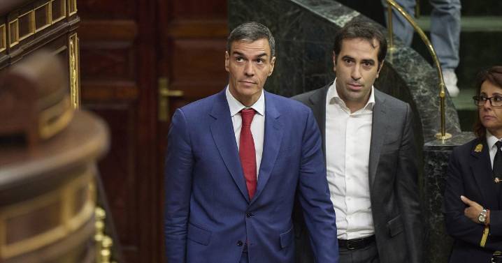 Sánchez y el despilfarro: nunca el sector público gastó tanto en un momento de crecimiento