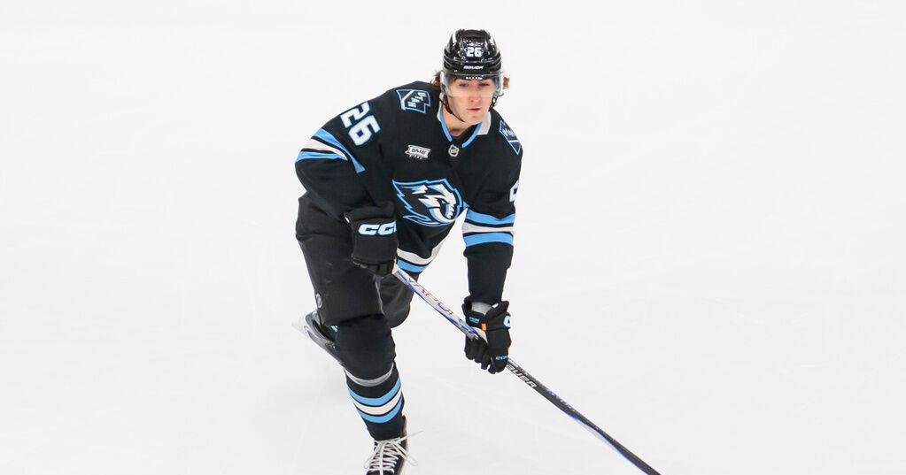 Tavares helps the Maple Leafs beat the Mammoth 5-3 for their 3rd consecutive win