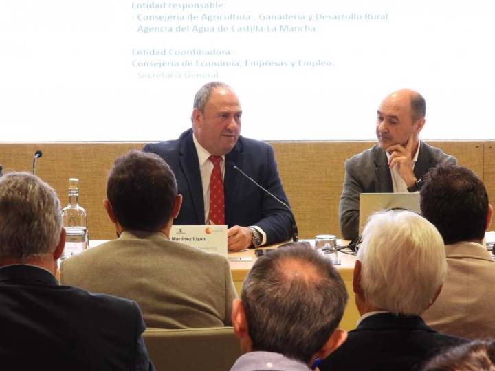 El ‘Pacto Horizonte 20-30’ contempla 4.000 millones para el sector primario de Castilla