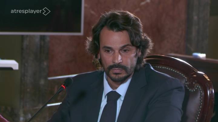 El novio de Ayuso tira de victimismo con un "o me voy de España o me suicidio", apunta al fiscal general por la filtración del mail y marca distancias con M.Á.R.