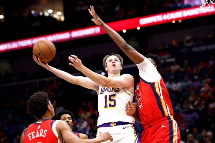 Lakers stave off Pelicans for 2nd NBA Cup victory