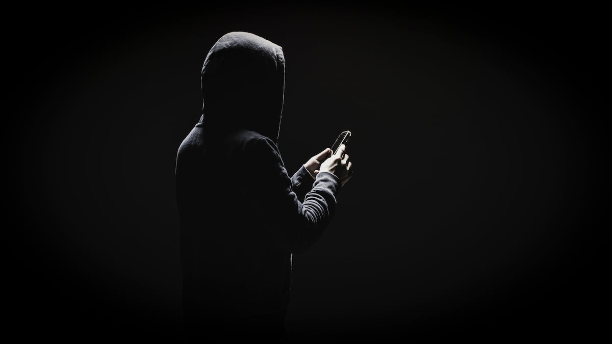 “No hables con extraños”: la sofisticación del fraude acecha a los consumidores digitales en México