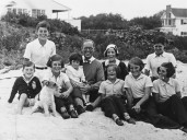 Asesinatos, accidentes y otras muertes inesperadas: los Kennedy, una familia marcada por las tragedias