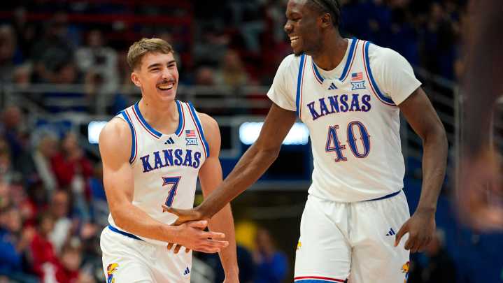 5 things to think about before Kansas basketball tips off at UNC