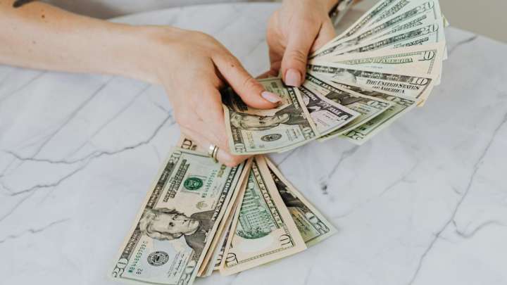 Precio del Dólar Hoy MARTES 18 de Noviembre de 2025: ¿Cómo Está el Tipo de Cambio con el Peso?