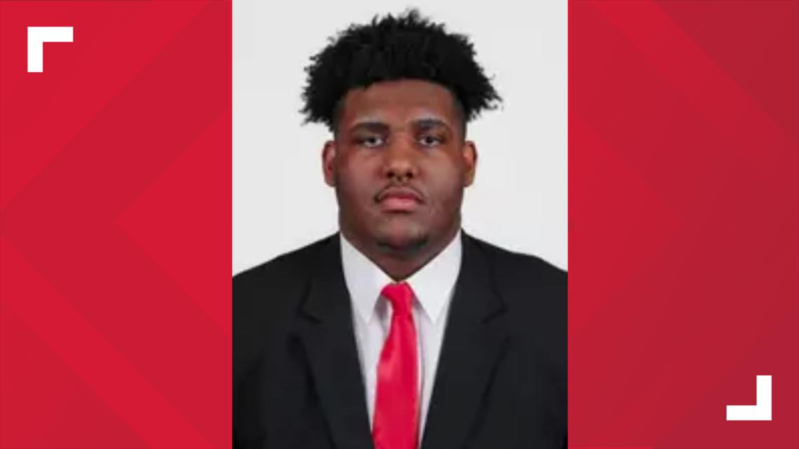 Georgia football player arrested and facing charges including fleeing a police officer and reckless driving