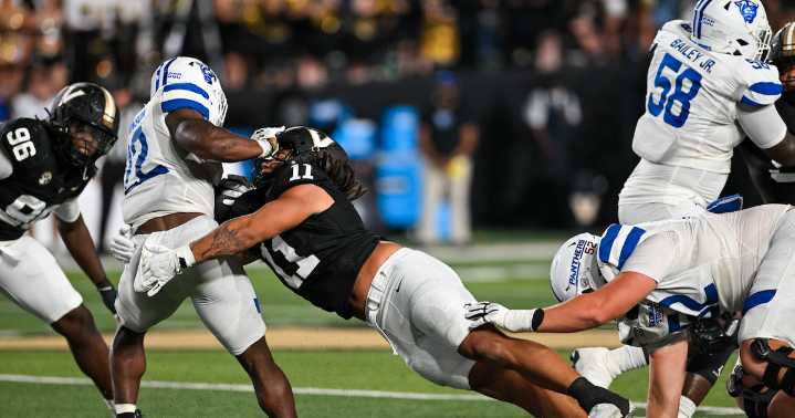 A proud 'misfit,' Vanderbilt's Bryan Longwell motivated for Auburn contest