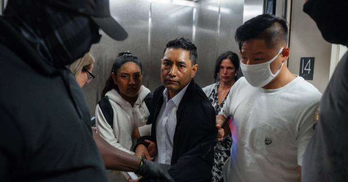 Migrantes creían que estaban en la corte para una audiencia de rutina: era trampa para deportarlos