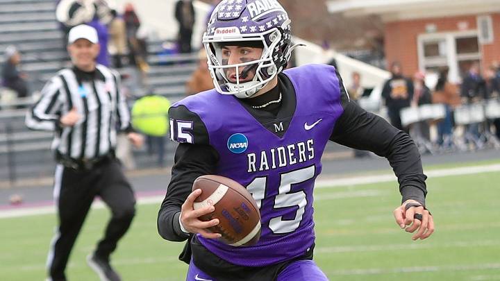 Mount Union opens NCAA football playoffs with big win over Muhlenberg