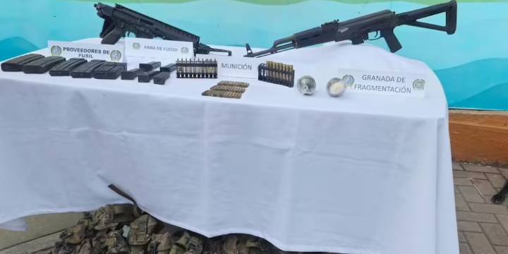 Golpe a las disidencias de las Farc: incautan arsenal de guerra oculto de la ‘Jaime Martínez’ en Calima El Darién