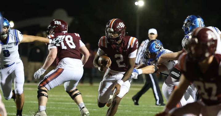 2025 IHSA football playoff pairings: Semifinal round information for CCL/ESCC teams