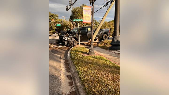 Wanted murder suspect from Lee County leads deputies on chase, ends in Polk County with crash