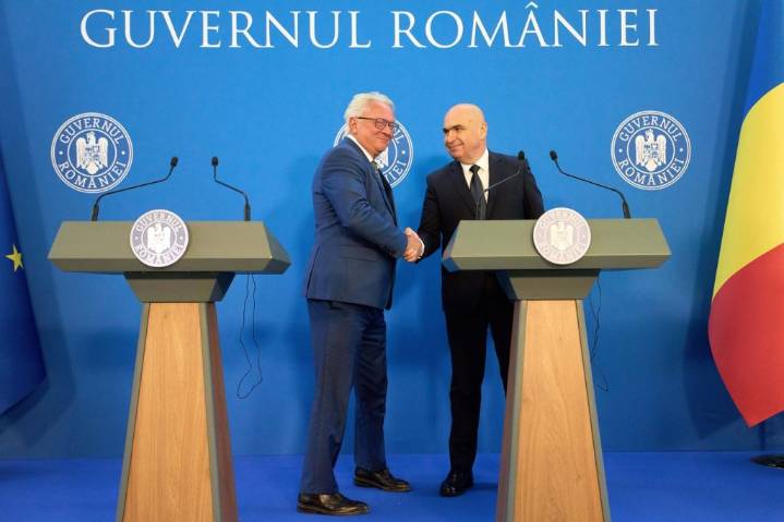 NATO member Romania signs agreement with Germany’s Rheinmetall to build a gunpowder plant