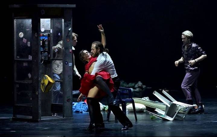 Mandarín en el castillo de Barbazul