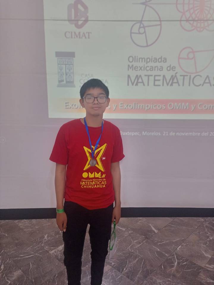Obtiene alumno del Cobach medalla de plata en la 39ª Olimpiada Mexicana de Matemáticas