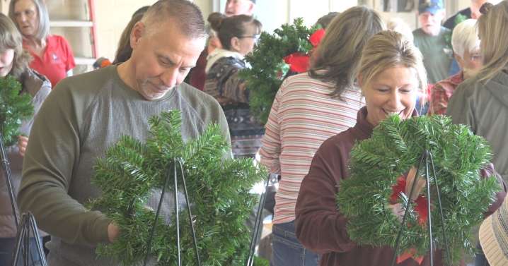Local non-profit and its volunteers prepare thousands of wreaths to honor veterans