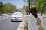 Mientras Uber sigue peleando con los aeropuertos en México, Jalisco lo tiene claro: "vamos a permitir el uso de apps"