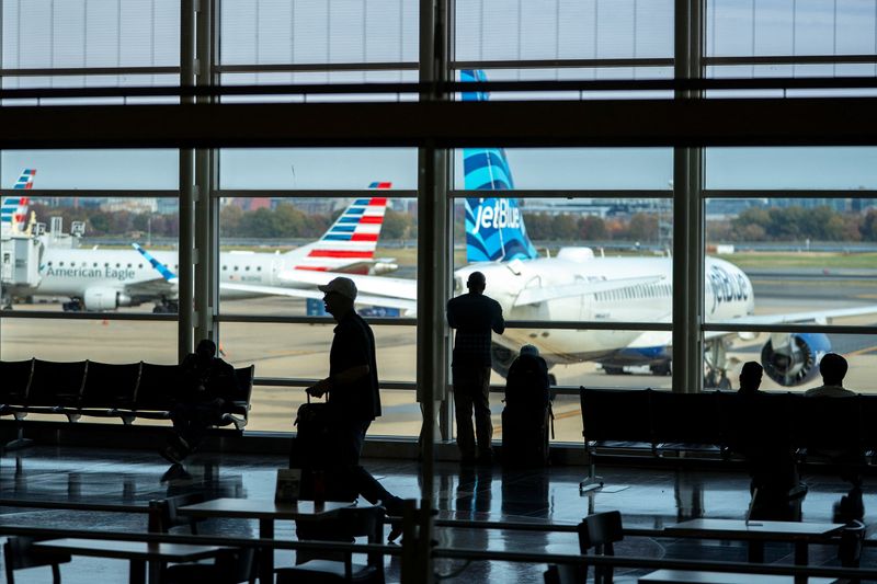 US airlines brace for third day of government