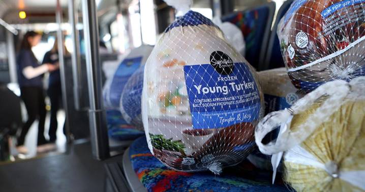 NAU and Flagstaff Family Food Center partnering on new food distribution event for Thanksgiving