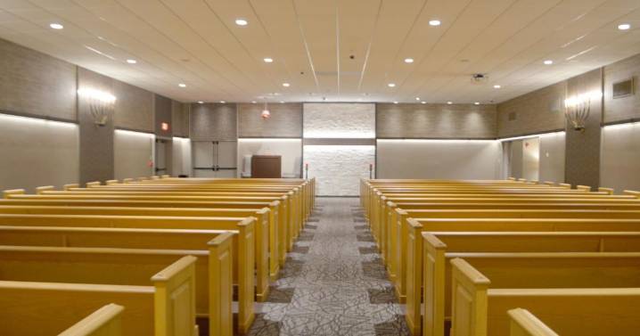 Jewish funeral home looks outside family for next generation of funeral directors