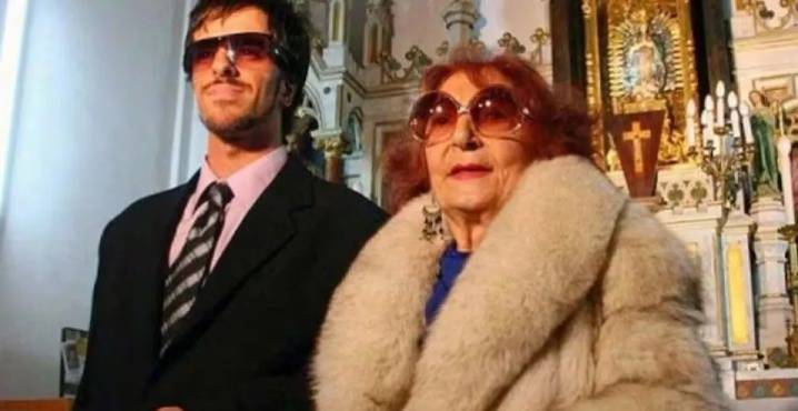 El viudo de Adelfa salió de la cárcel, se casó con un hombre y ahora tiene miedo de que le roben su fortuna