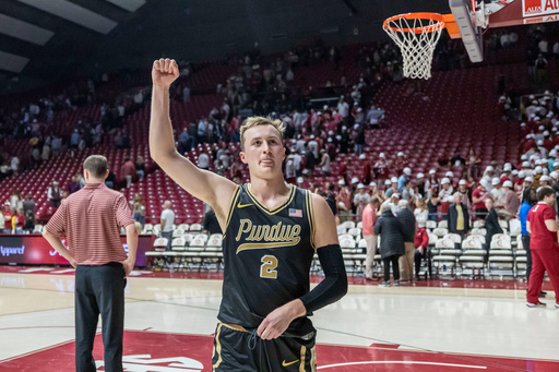 Purdue reclaims No. 1 from Houston in AP Top 25, Louisville and Illinois jump into top 10