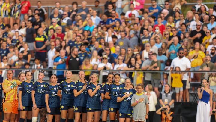 After breaking through for 1st victory, Sun finally back on home pitch