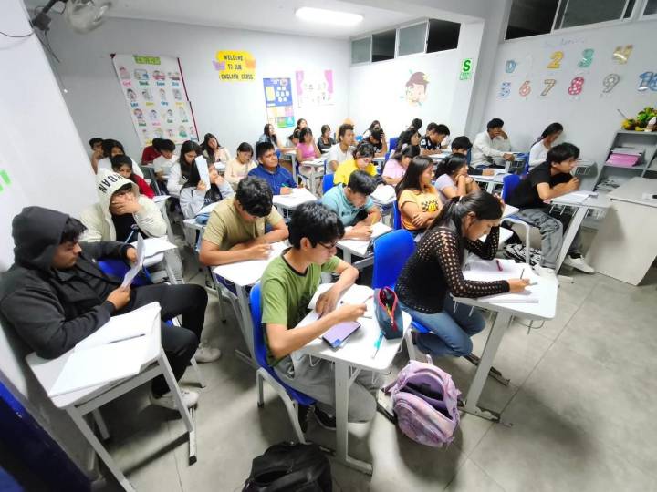 Más de 345 jóvenes de Sechura buscan acceso al programa Beca 18