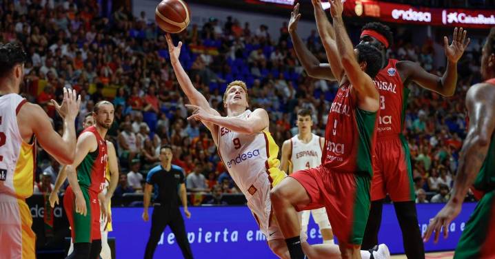 Alberto Díaz, capitán en la nueva España de Chus Mateo