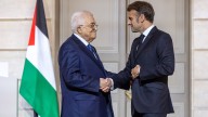 Macron anuncia ante Abbas la creación de un comité para consolidar el Estado de Palestina
