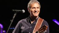 George Dalaras en Buenos Aires: “Sentimos a los armenios como a nuestros hermanos”