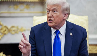 Trump insiste en que no descarta ninguna opción con Venezuela