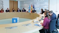 Galicia recurre los decretos que desarrollan el reparto de menores migrantes entre comunidades